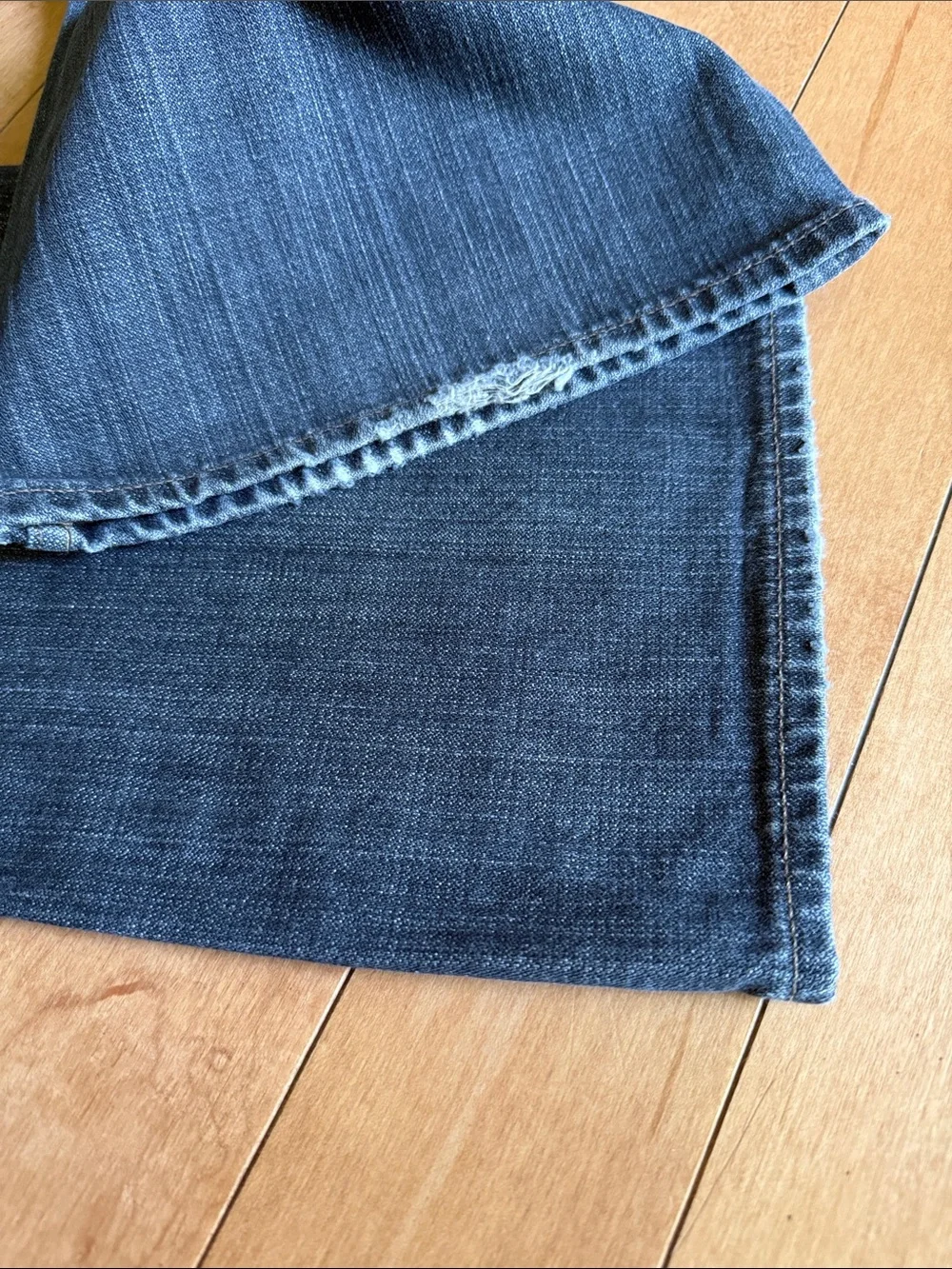 Banana Republic Men's Boot cut Straight Jeans in Faded Blue